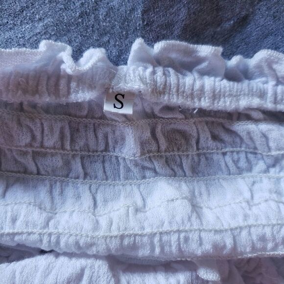 Pleated tube top ruffled hem romper - Picture 7 of 7